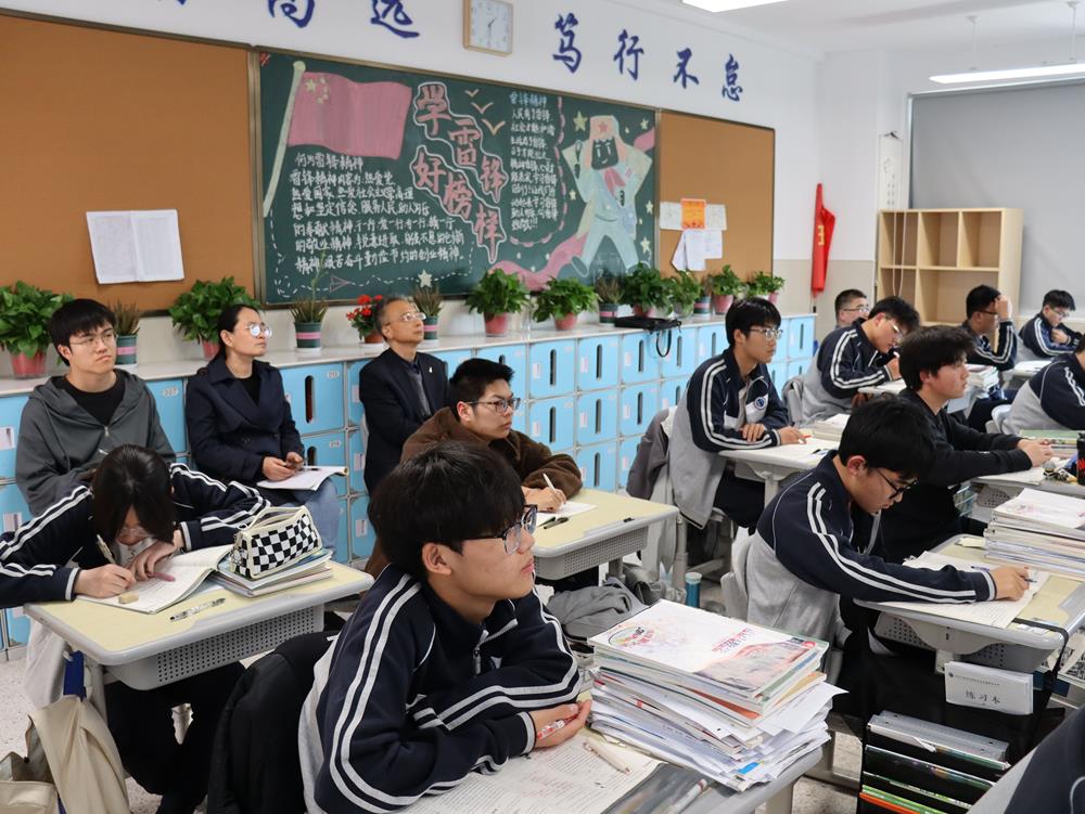 1f7e2c625a654ec38cc179db34d056fd.jpg