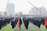 开大附中举行“纪念一二九 弘扬爱国情”主题升旗仪式