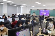 校际联动 同研共学——记开大附中与西交大苏州附中信息科技青年教师联合教研活动