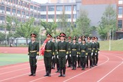 开大附中举行“世界读书日”主题升旗仪式暨“第一届校园阅读节”启动仪式