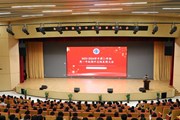 半期耕耘结硕果 榜样引领再启航——开大附中举行高一年级期中总结表彰大会