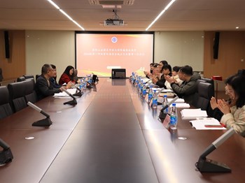 家校携手 共育新苗——开大附中2024级高一年级家长委员会成立大会暨第一次工作会议圆满举行