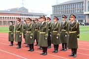 开大附中举行“学习雷锋精神 争做文明学生”主题升旗仪式
